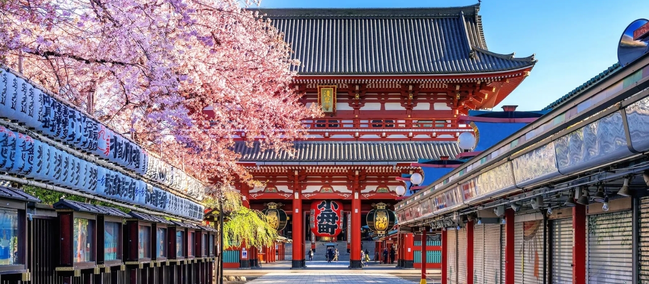Senso-ji Temple Visitor Guide: History, Nakamise & When to Visit | laimi.com