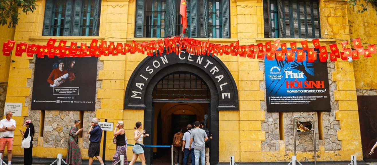 Hoa Lo Prison Museum Visitor Guide: Tickets, Exhibits & Visiting Tips | laimi.com