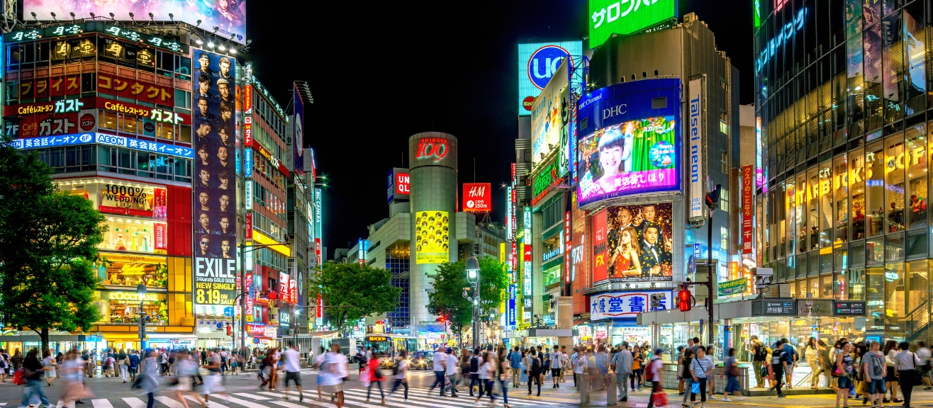 Shibuya Crossing Visitor Guide: Photo Spots, Best Times & Tips | laimi.com