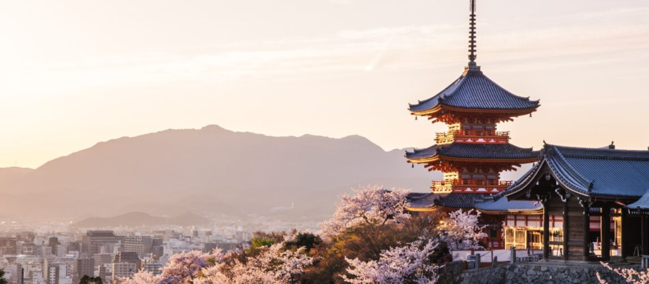 Kiyomizu-dera Temple Visitor Guide: Hours, Highlights & Tips | laimi.com